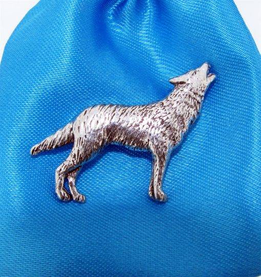 Wolf Pin Badge - high quality pewter gifts from Pageant Pewter