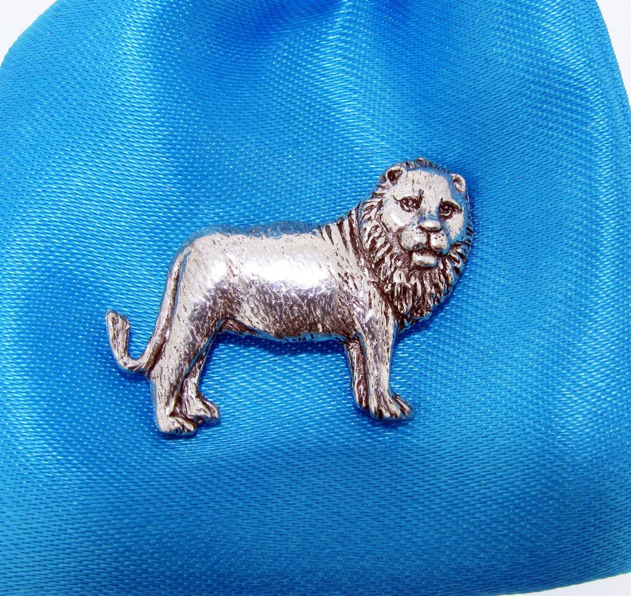 Lion Pin badge high quality pewter gifts from Pageant Pewter