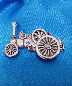 Traction Engine Pin Badge - high quality pewter gifts from Pageant Pewter