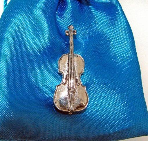 Cello Pin Badge - high quality pewter gifts from Pageant Pewter