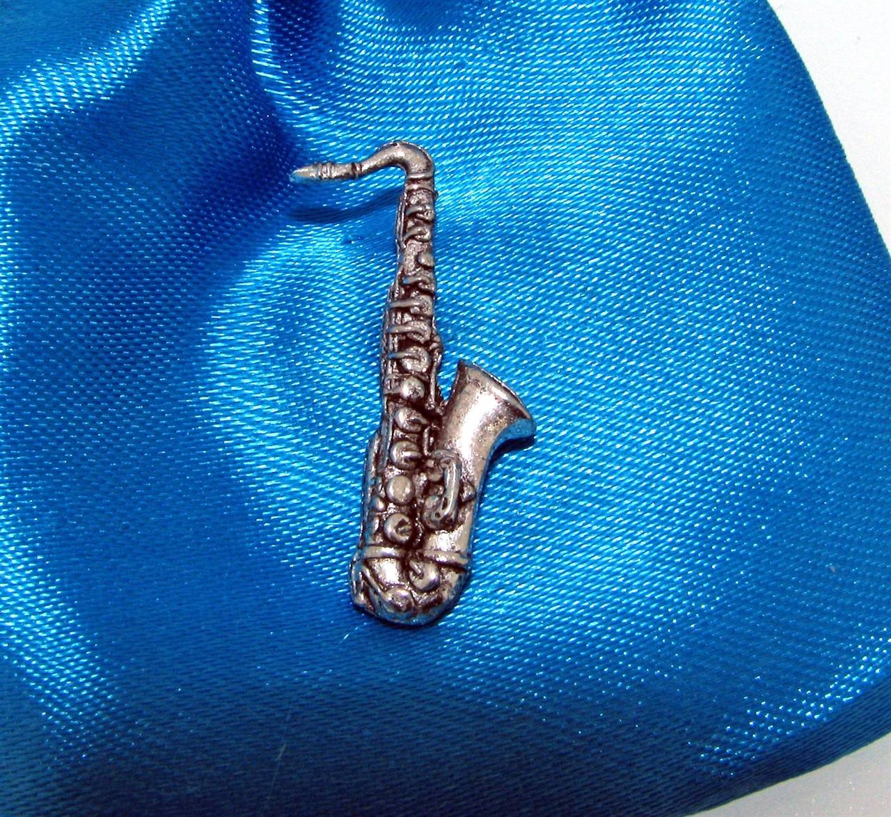 Saxophone Pin Badge high quality pewter gifts from Pageant Pewter